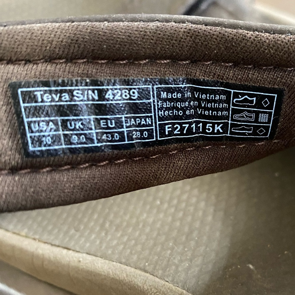Teva Katavi Hiking Sandals - Picture 5 of 5